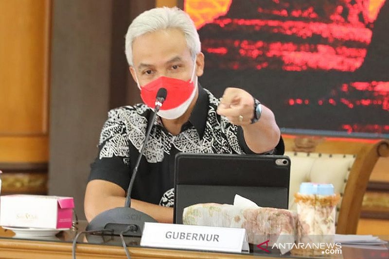 Ganjar Unggul dari Anies dan Prabowo Versi Survei Algoritma