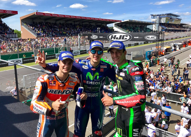 Rossi Terjatuh, Vinales Naik ke Puncak Klasemen