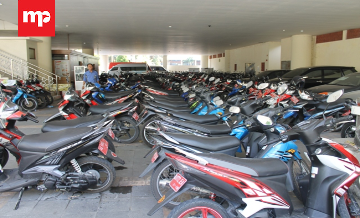 Larang untuk Mudik, Kendaraan Dinas Pemkot Solo Mulai Dikandangkan