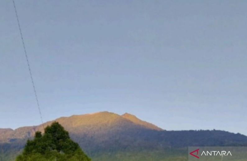 Gunung Sorikmarapi Bergetar Hebat Hingga Naik Status Waspada, Ratusan Gempa Vulkanik Terekam Sepanjang Juli 2026