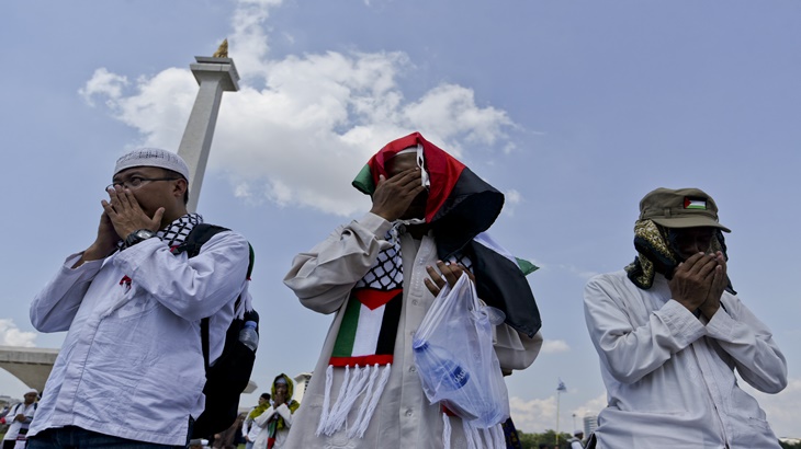 Aksi bela Palestina di Monas