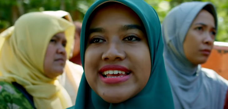 [HOAKS atau FAKTA]: Mengikat Jempol Kaki Bisa Menahan Buang Air Kecil seperti di Film 'Tilik'