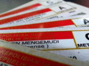 Cegah Calo SIM Titip Foto, Bikin Baru Wajib Ujian Teori-Praktik di Tempat