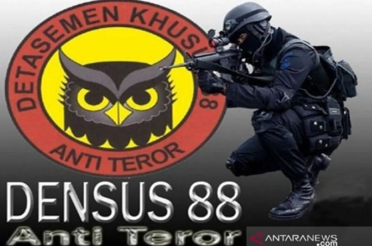 Densus 88 Tangkap 4 Terduga Teroris di Riau
