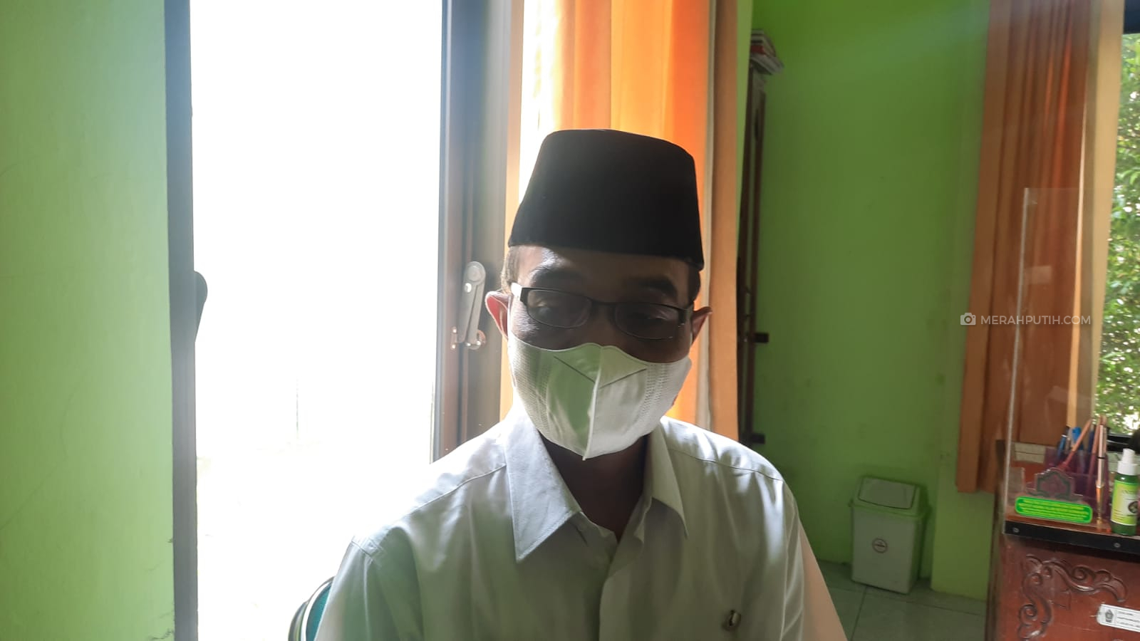 Keluarga Jokowi Resmi Daftarkan Pernikahan Ida dan Ketua MK ke KUA Banjarsari