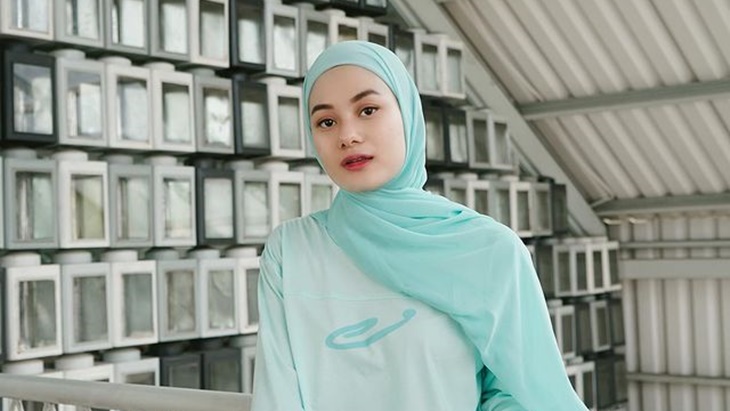 Ide Hadiah Lebaran Ala Dinda Hauw