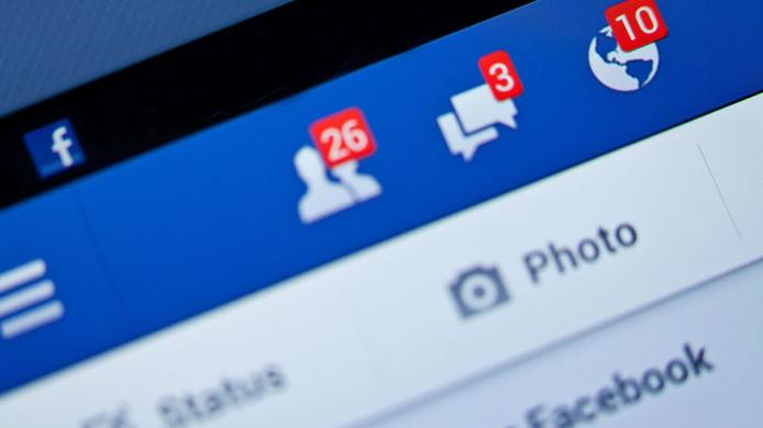 Facebook (Sumber: PCMag.com)