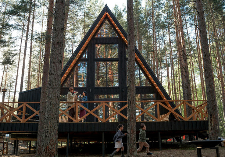 5 Rekomendasi Glamping Keluarga saat Momen Libur Tahun Ajaran Baru, Nyaman dan Instagramable