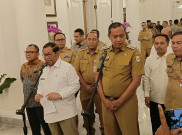 Gubernur Pramono 'Sentil' Wali Kota Bekasi tak Kunjung Bangun Halte Transjabodetabek
