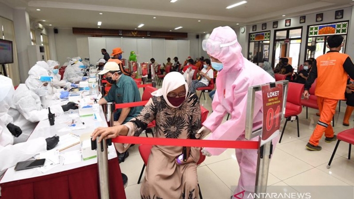 Pemerintah Tegaskan tak Tutupi Data Penambahan Kasus COVID-19