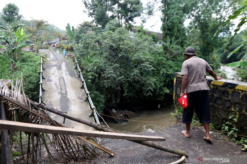 Hingga November 2021, Indonesia Dilanda 2.552 Bencana Alam
