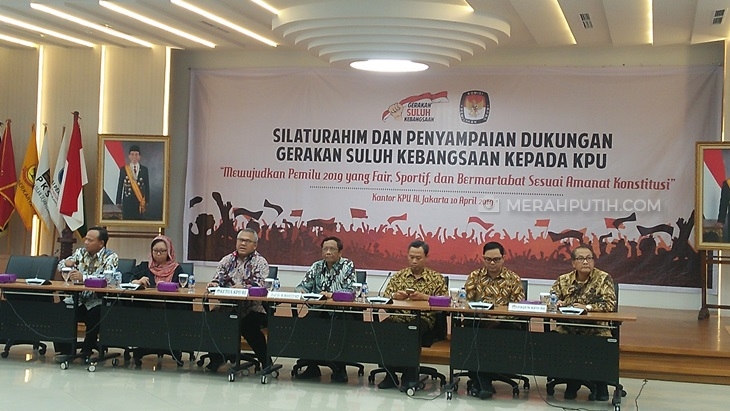 Mahfud MD Minta KPU Tak Takut Ancaman Amien Rais