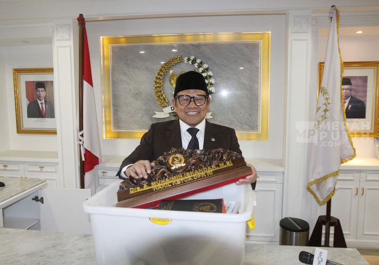 Cak Imin Kemasi Barang dari DPR usai Mengabdi 20 Tahun Jadi Legislator