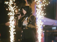 Lirik 'Orang Baru' dari Hanin Dhiya Ketika Pasangan Bertemu Ketidakpastian