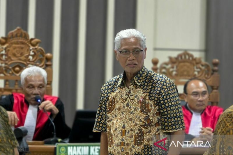 Eks Dirut Bank Jateng Supriyatno Dituntut 10 Tahun Bui di Kasus Korupsi Sritex