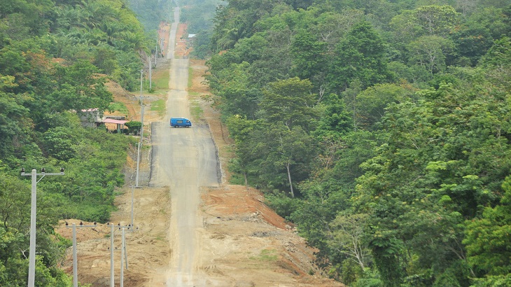  Jalan Lintas Riau-Sumatera Barat Terputus