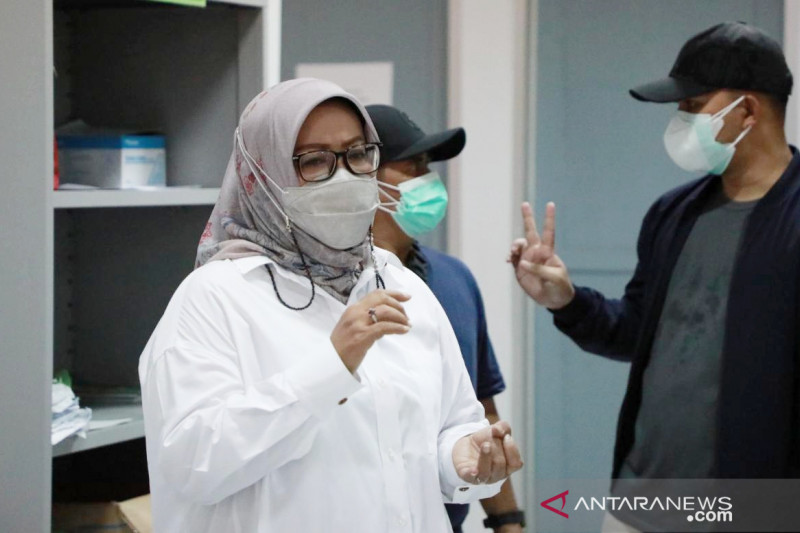 Karaoke saat Jam Kerja, Staf dan Kepala Puskesmas Situ Udik Bogor Dicopot
