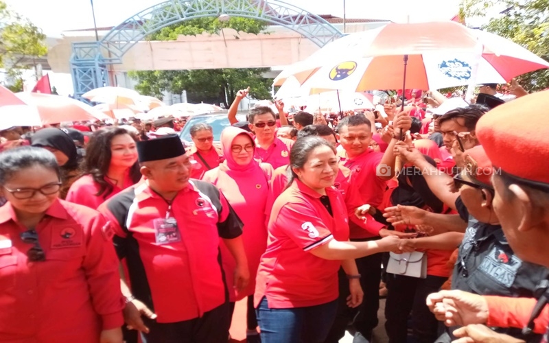  Bakar Semangat Ribuan Orang, Puan Minta Kader PDIP Buktikan Jateng Kandangnya Banteng
