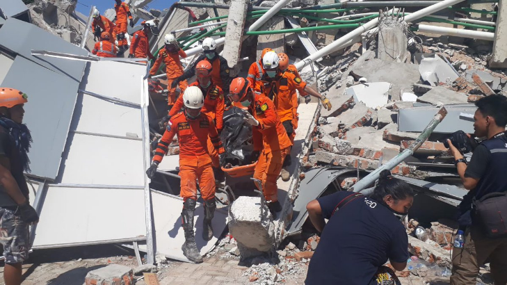 Korban Meninggal Gempa-Tsunami Sulteng Tembus di Atas 2.000 Jiwa