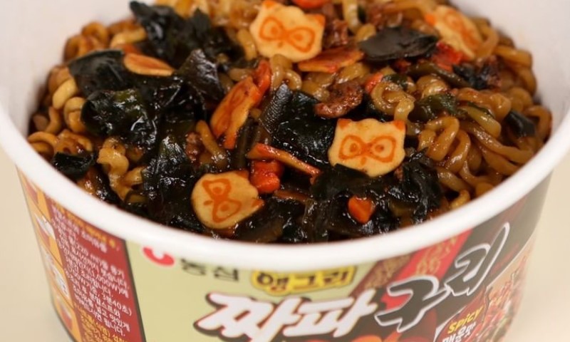 Nongshim memproduksinya karena permintaan dari pasar global (Foto: Instagram/@nongshim)
