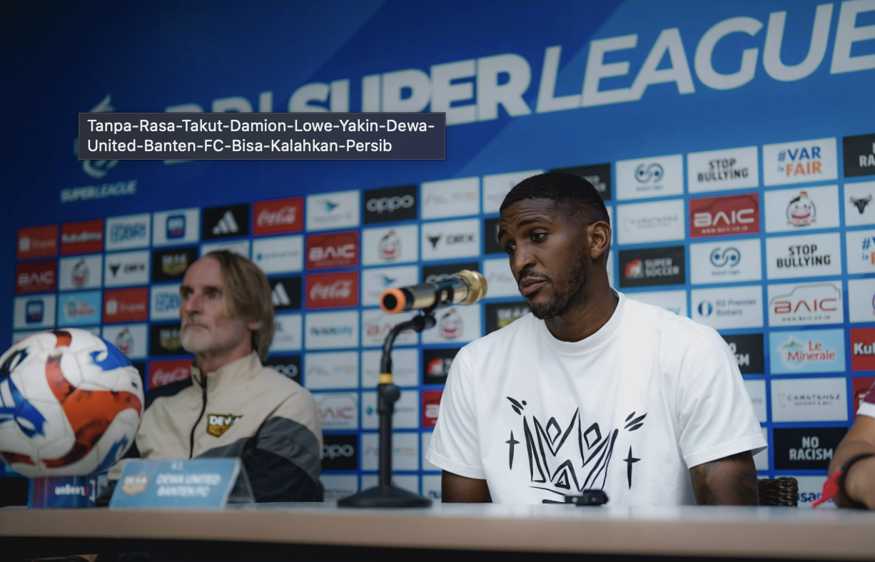 Bek Dewa United Banten Damion Lowe Sebut Persib Punya Beban Berat di Pundak