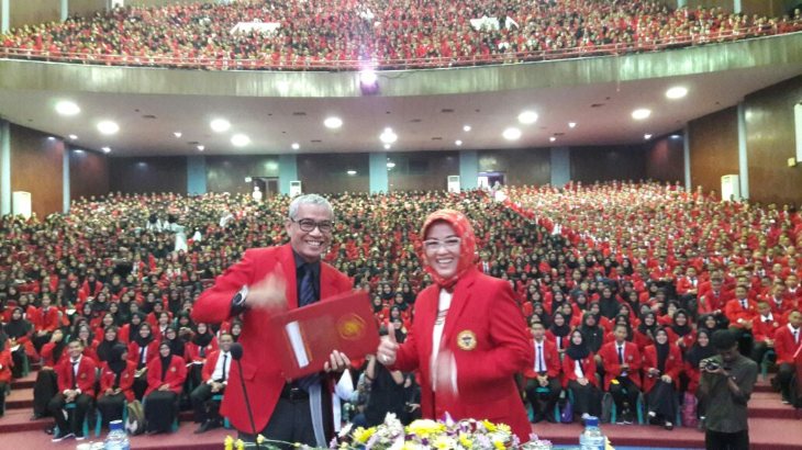 FKG Universitas Hasanuddin Raih Juara dalam Dentistry Scientific Festival