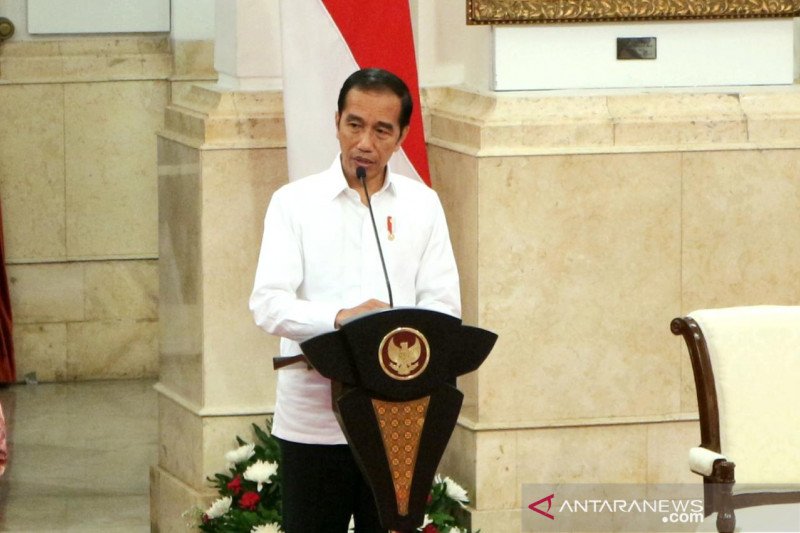Jokowi Diminta Copot Menterinya Bukan Karena Hasil Survei