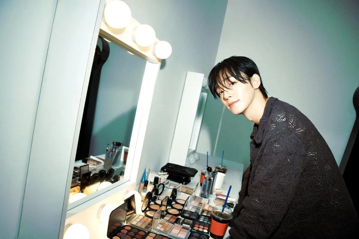 Chen EXO Cerita Hancur dalam Kesedihan Lewat Lirik Lagu 'Arcadia'