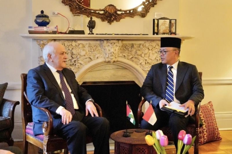 Menlu Sugiono Bicarakan Rencana Pengiriman Pasukan ke Wakil Tetap Palestina di PBB