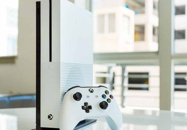Microsoft Hentikan Produksi Xbox One