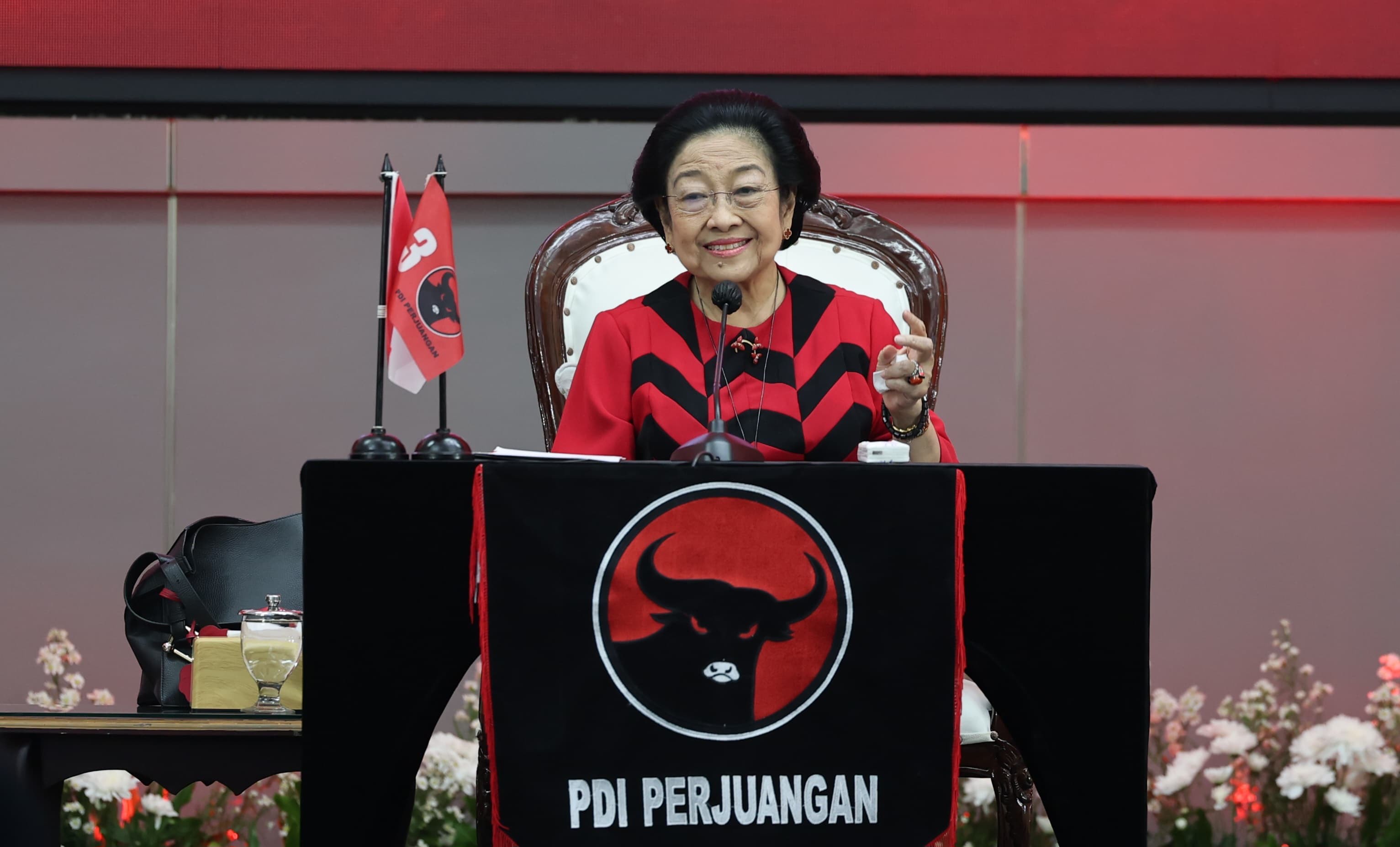 Megawati Tegaskan Tak Bermusuhan dengan Prabowo: Dia Senang Nasi Goreng Buatan Saya
