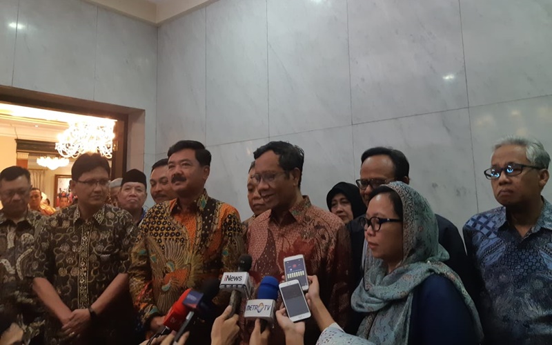 Delegasi Gerakan Suluh Kebangsaan bersama Panglima TNI