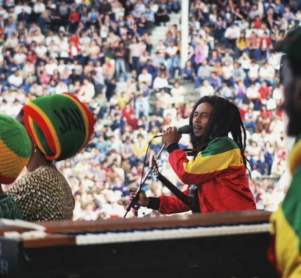Lirik Lagu High Tide Or Low Tide Bob Marley, Ada Terjemahan dan Makna