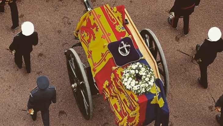 Menilik Peti Mati Ratu Elizabeth II