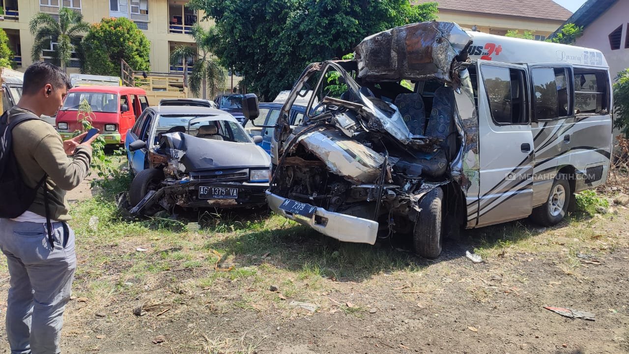 Kecelakaan di Tol Solo-Ngawi, 3 Orang Tewas dan 10 Luka