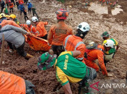 Jenazah Ibu dan Anak Korban Gempa Cianjur Ditemukan Berpelukan