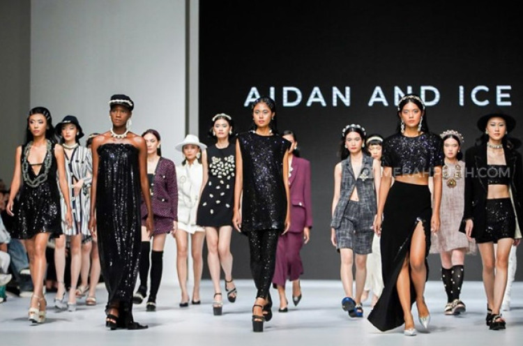 Tampil Mewah dan Elegan, Dewi Fashion Knights Hadirkan Koleksi Luxe Ready To Wear