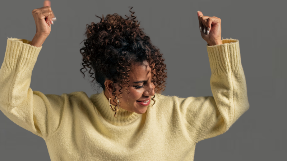 Nowela Bangkit dari Keterpurukan Melalui 'Back To You'