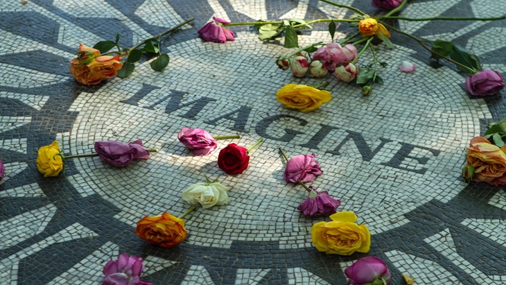 Ini Kali Terakhir John Lennon Bertemu Anggota The Beatles Sebelum Kematiannya