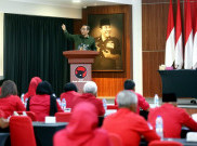 Mahfud Ajak Caleg PDIP Terpilih Wujudkan Indonesia Emas Amanat Bung Karno