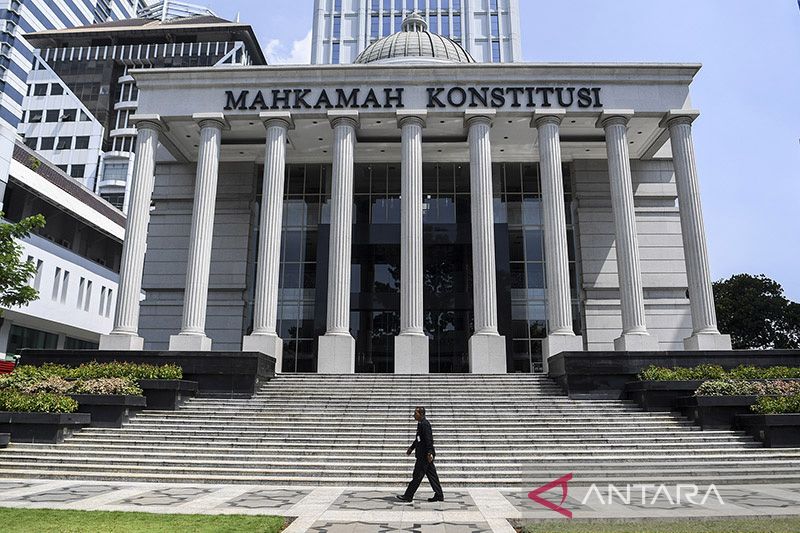 MK Dinilai Miliki Standar Ganda