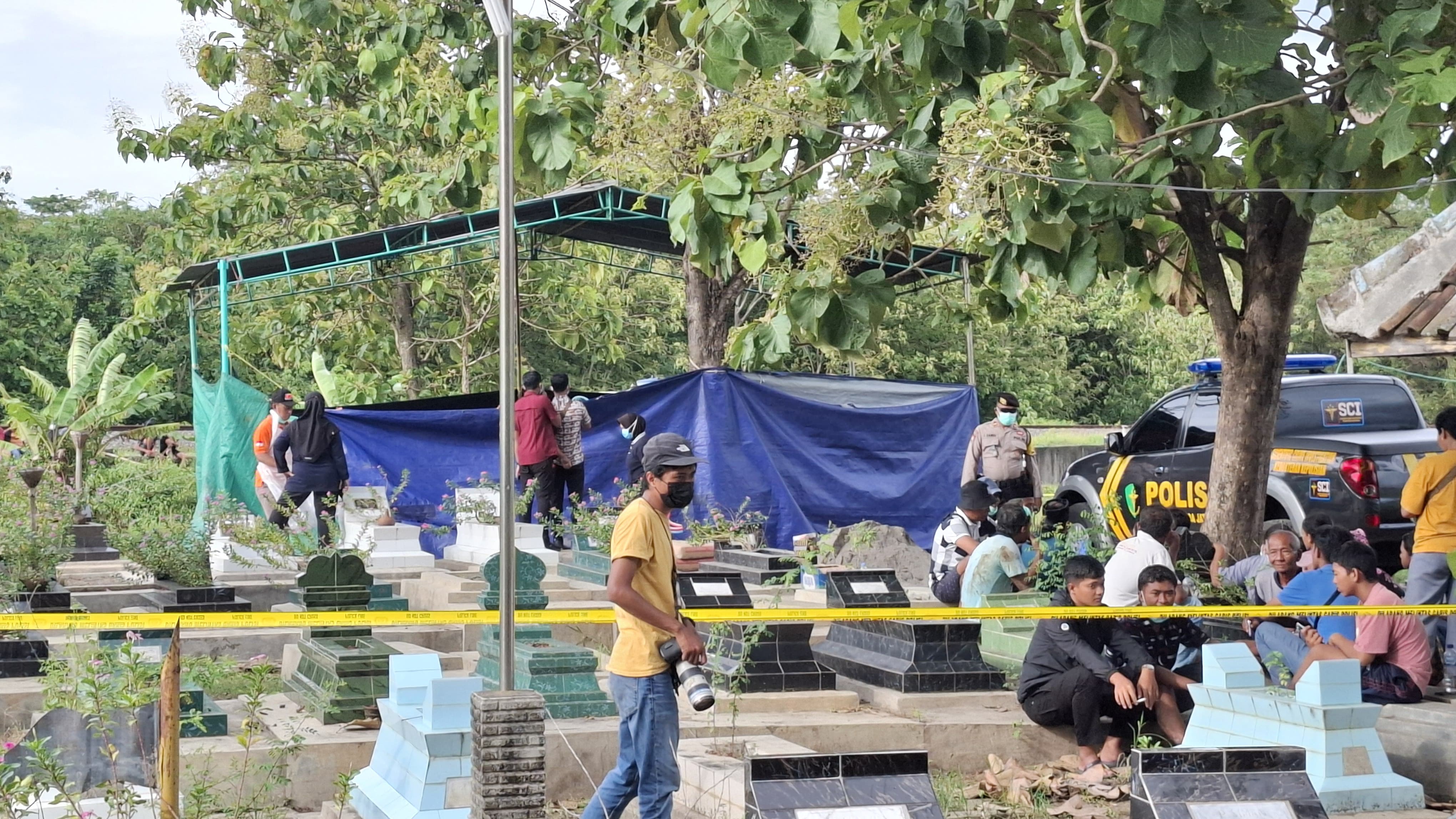 Makam Pelajar Tertembak Anggota Polrestabes Semarang Dibongkar, Keluarga Tuntut Keadilan