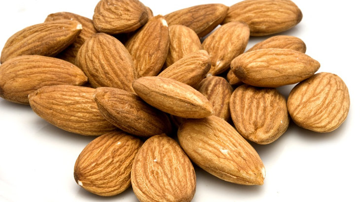 Almond. (Pixabay/ abuyotam)