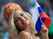 Viral, Bintang Film Dewasa Ini Tertangkap Kamera, Dukung Timnas Rusia 
