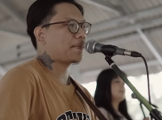 Makna Lirik Lagu Nanti Kita Seperti Ini Batas Senja, Indahnya Kesederhanaan Cinta