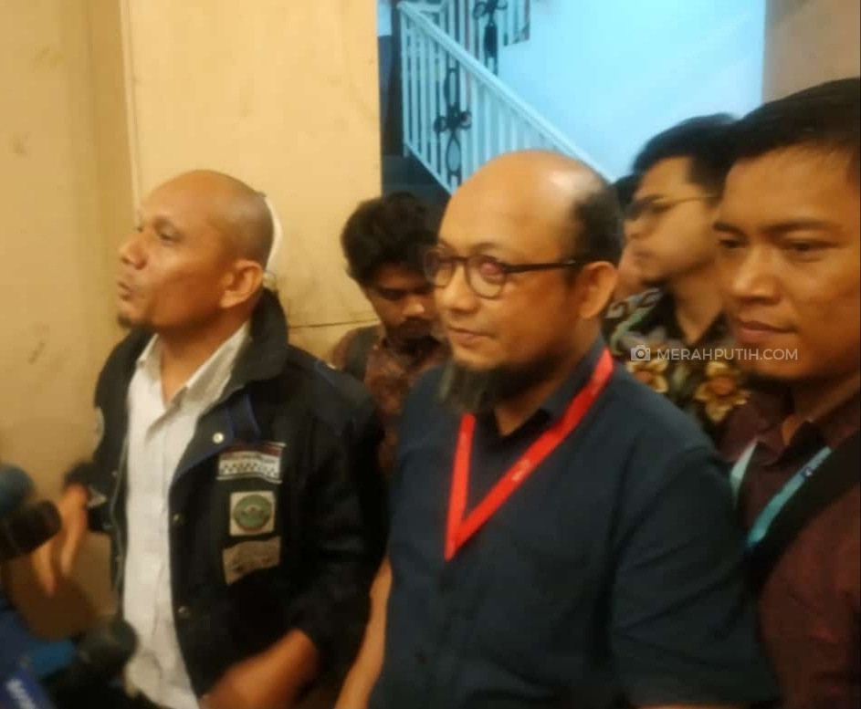 Tuntut Hukuman Pelaku Diperberat, Novel: Ini Upaya Pembunuhan Berencana