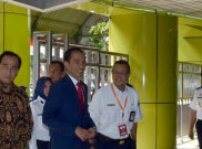 Rayakan Idul Adha di Sukabumi, Presiden Jokowi Naik Kereta Api 