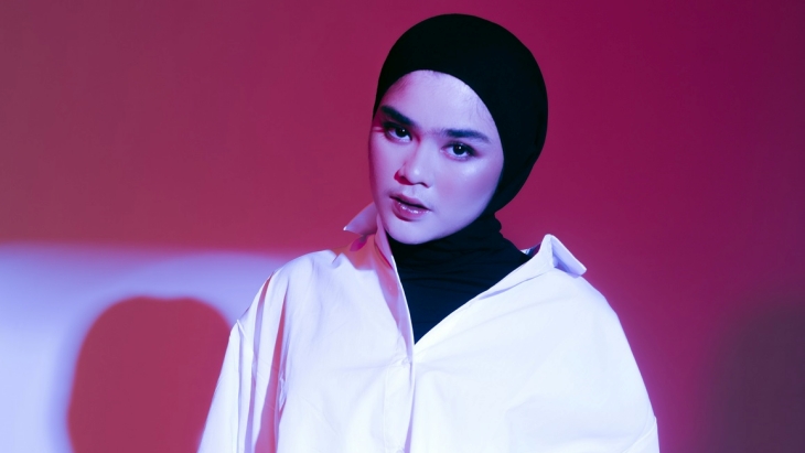 Potret Sebuah Ketenangan dari SIVIA di Single ‘Serene’