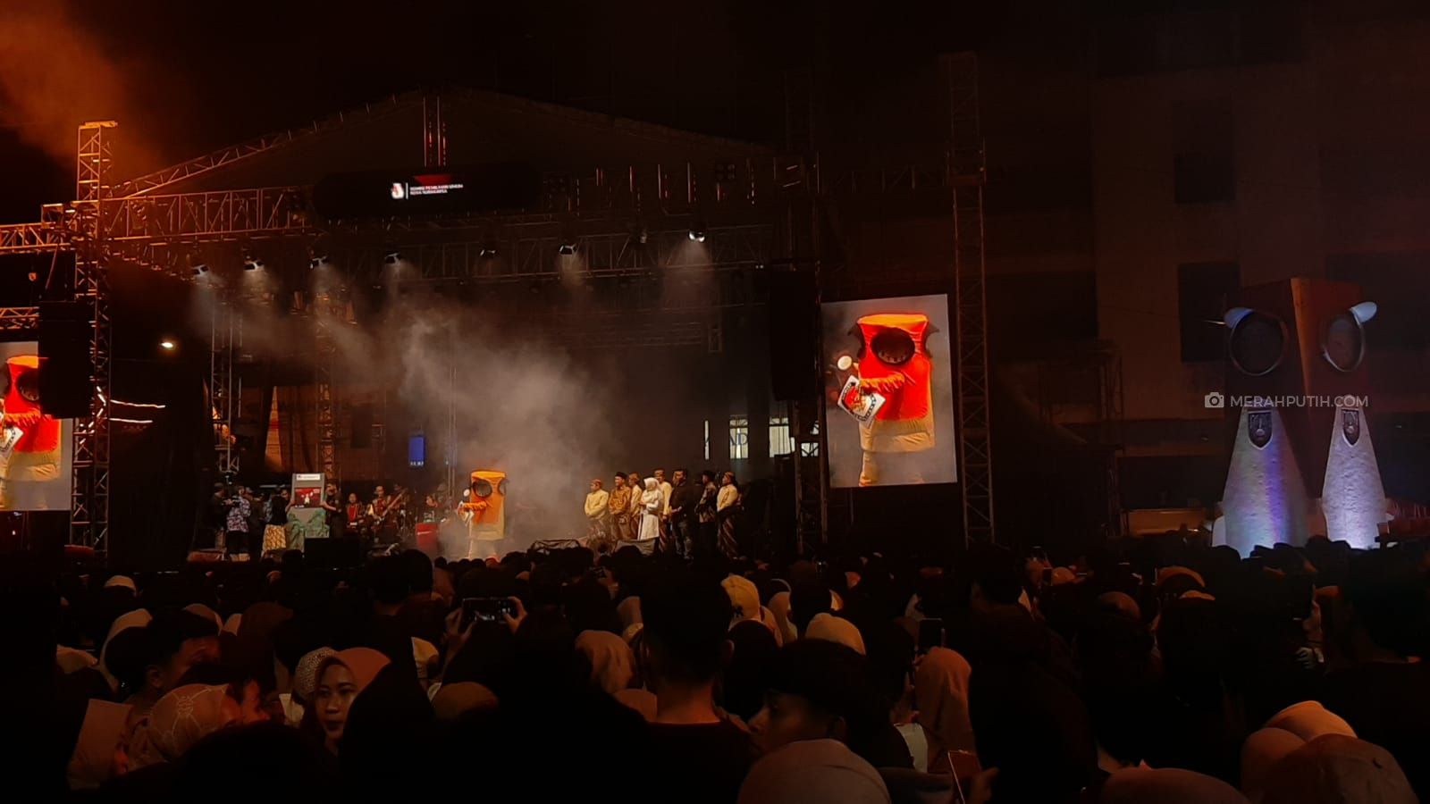 KPU Jadikan Tugu Jam Pasar Gede Maskot Pilwakot Solo 2024