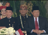 Jokowi dan SBY Bersebelahan Saat Upacara HUT RI di Istana, Puan di Belakang